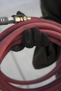 Follow these 9 tips to prevent pneumatic hose leaks - Hose Assembly Tips